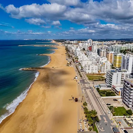 Apartamento Lovely Centrally Located With Seaviews *